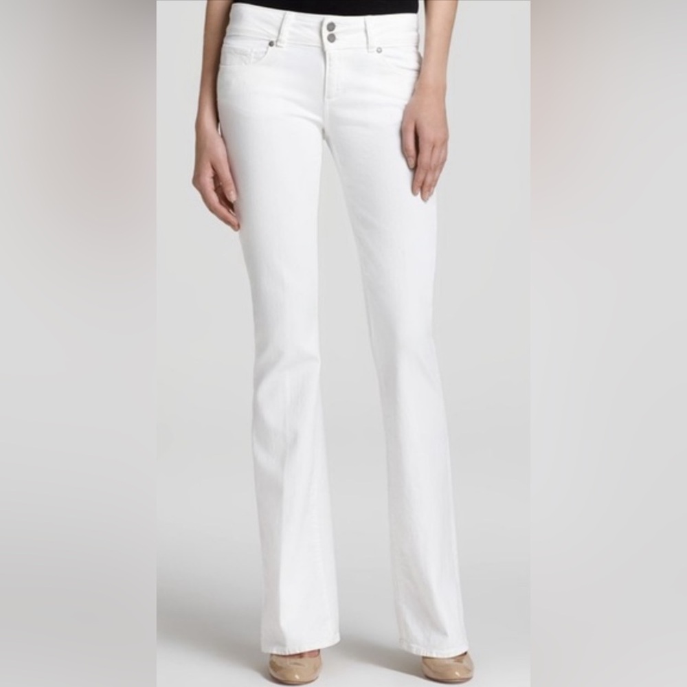 Paige Hidden Hills Low Rise Boot Cut White Jeans SZ 26